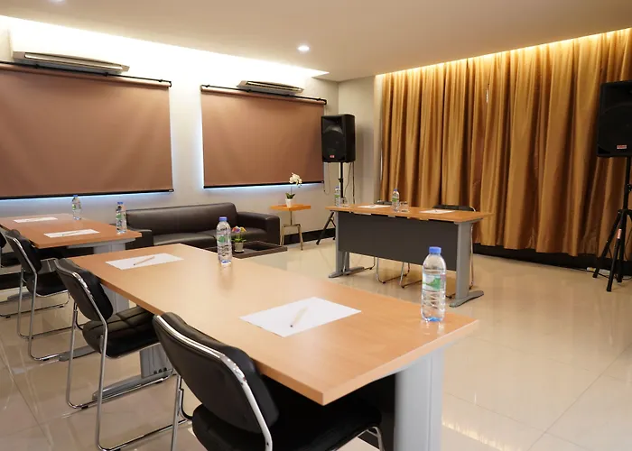 Green Point Residence Hotel